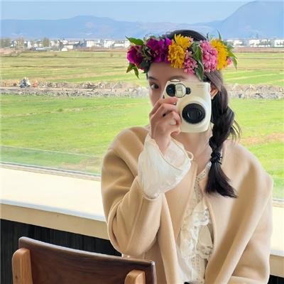 直播镜头前实拍：恋爱综艺男嘉宾假唱穿帮，导师当场黑脸